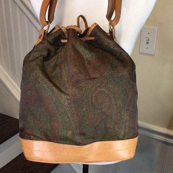 W ETRO Milano Red Paisley Nylon Vachetta Leather Drawstring Bucket Shoulder Bag - Picture 3 of 17